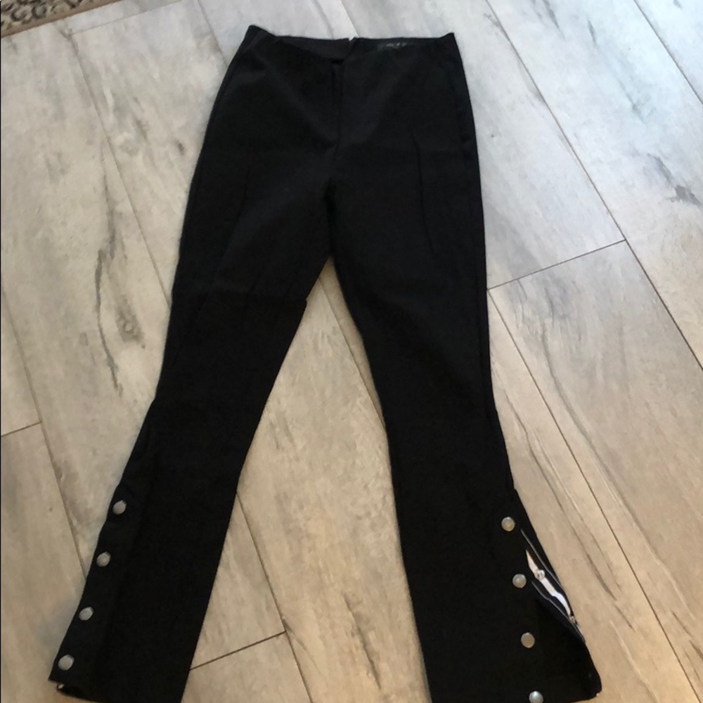 Rag and Bone black pant with side buttons